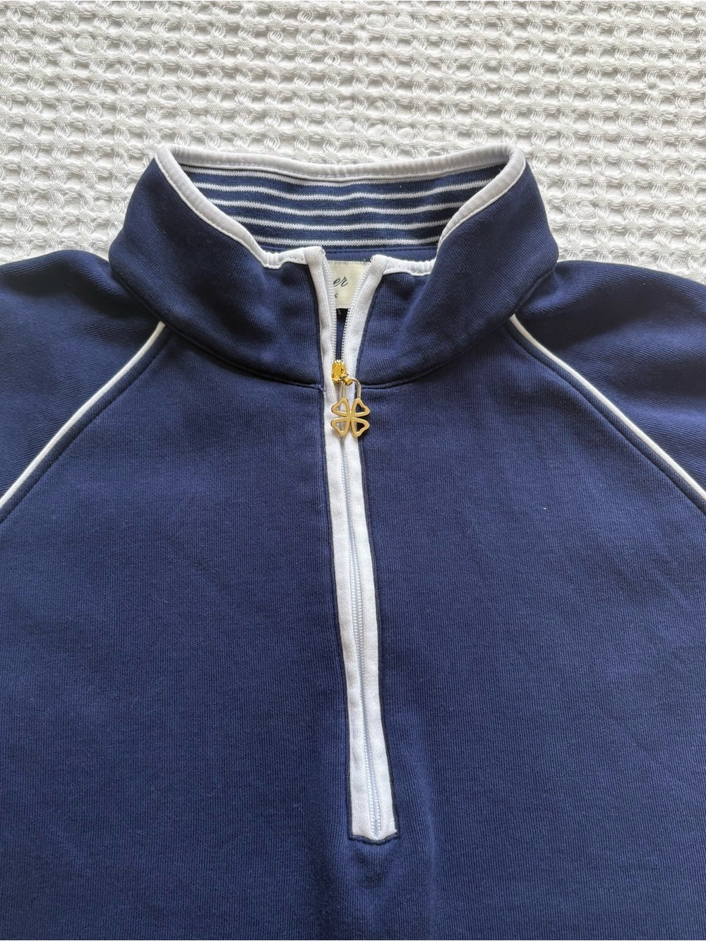 Clover by Bobby Jones Quarter Zip Pullover Navy White Trim Gold Clover Size M - Picture 4 of 13